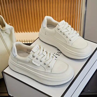ZAPATILLAS VALERIA CONFORT  - Estilo y altura ideal