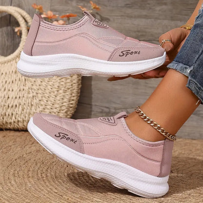 ZAPATILLAS URBANAS RENATA - Pisa fuerte, luce única