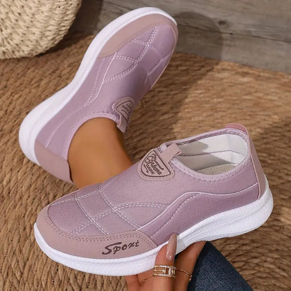 ZAPATILLAS URBANAS RENATA - Pisa fuerte, luce única
