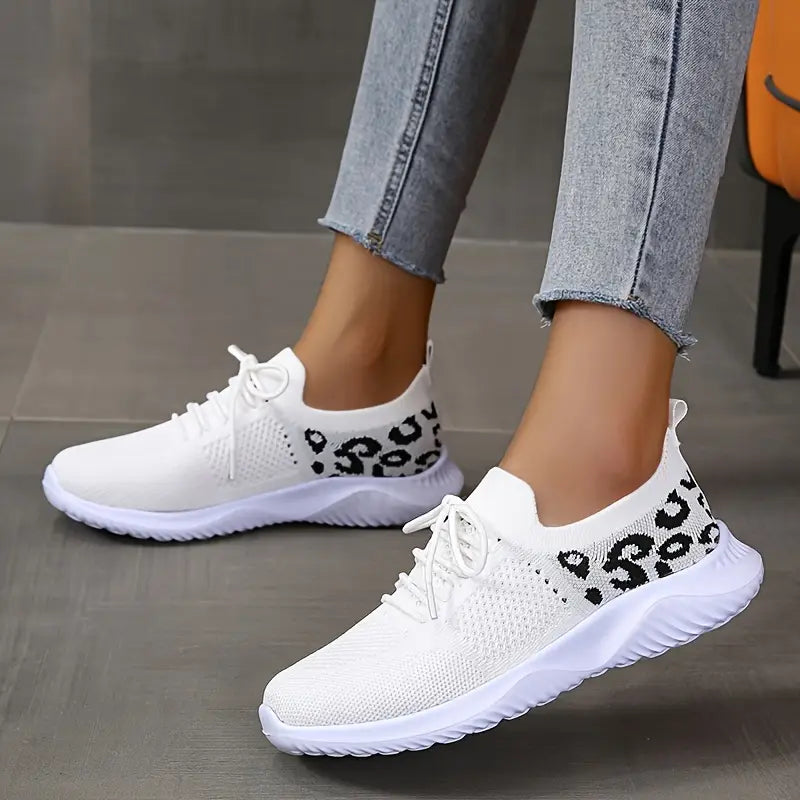 ZAPATILLA MARIANA- Estilo audaz y cómodo que necesitas