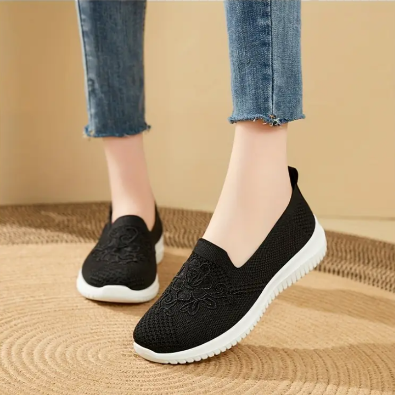 ZAPATILLAS ELIANA - Estilo y flexibilidad para tus pies