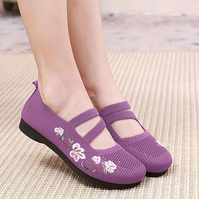 FLORA CONFORT- Calzado con Bordado Floral Exclusivo
