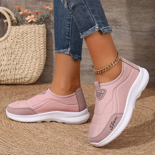 ZAPATILLAS URBANAS RENATA - Pisa fuerte, luce única
