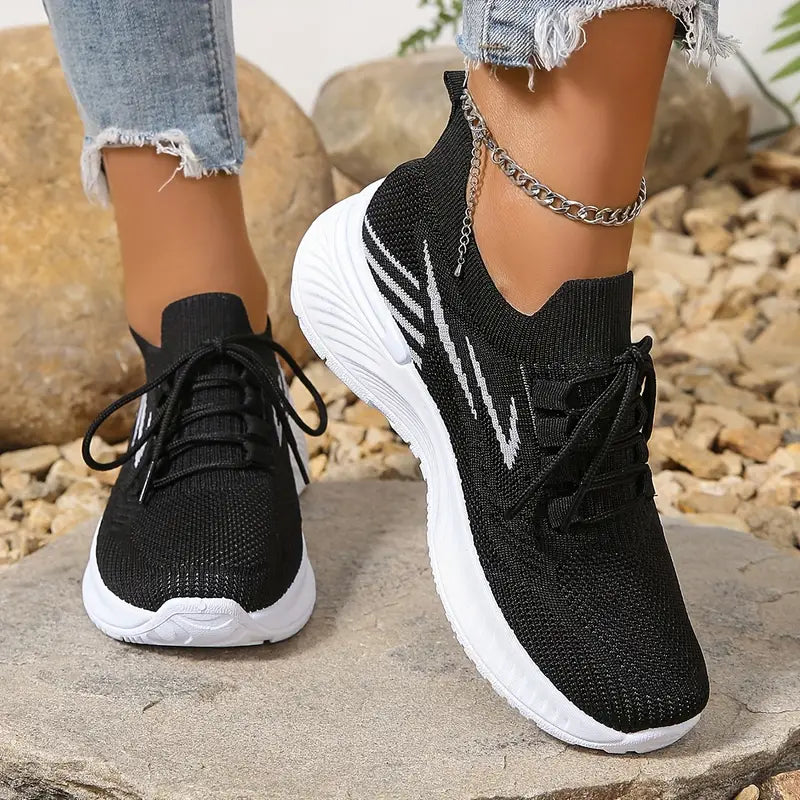 ZAPATILLAS JANELA- Muévete con estilo, camina con confianza